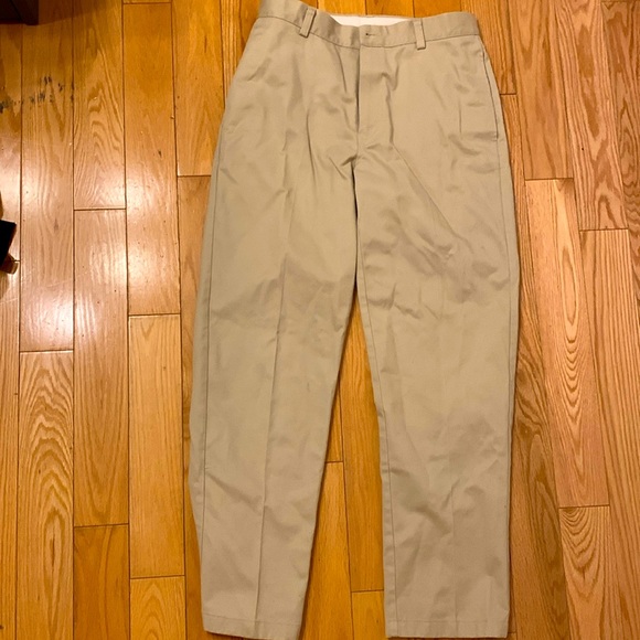 Classic fit Men’s trousers LL Bean size 30 in cream - Picture 2 of 5